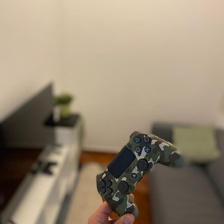 Birdie 3-Bdr Apartment Budapest Luaran gambar