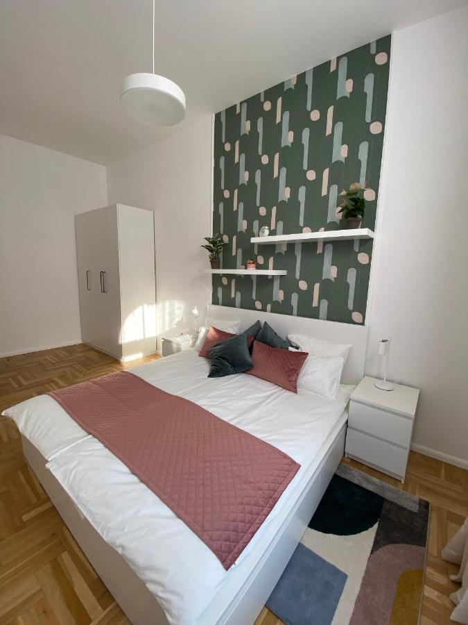 Birdie 3-Bdr Apartment Budapest Luaran gambar